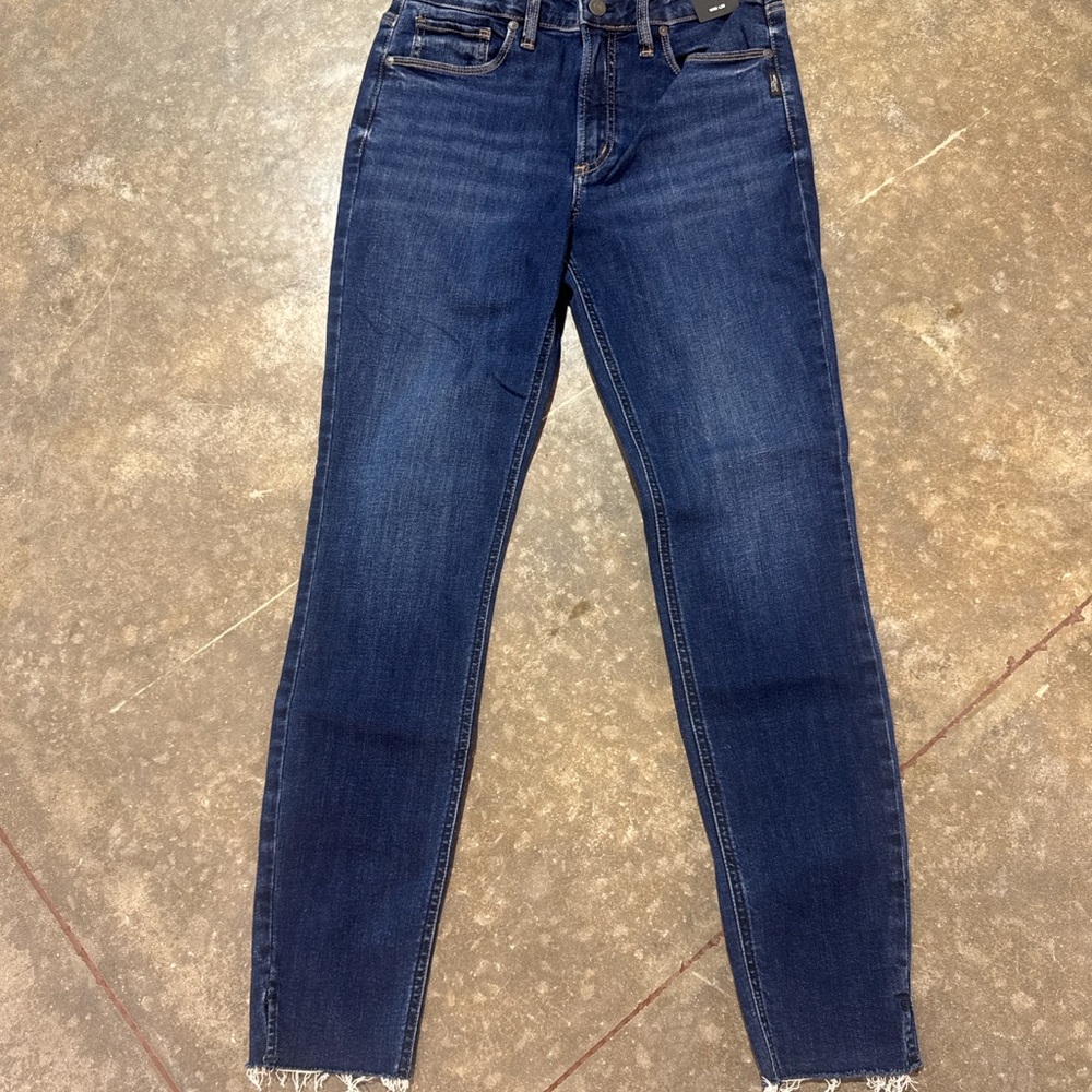 Silver Jeans Co. Most Wanted Mid Rise Skinny Leg  Jeans Dark Wash Frayed Hem - Picture 3 of 5